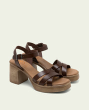 LEATHER HEEL SANDAL ISIS MOKA
