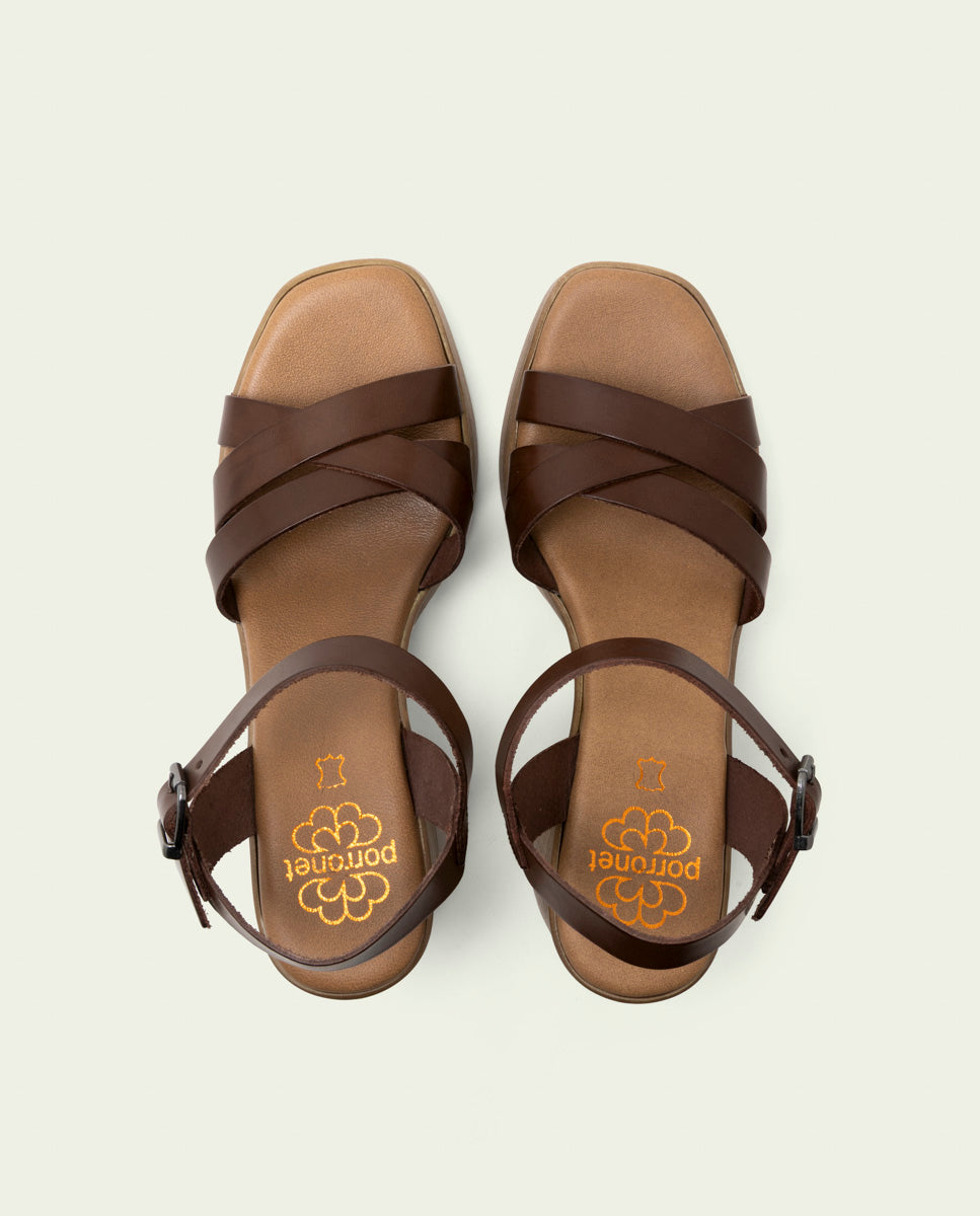 LEATHER HEEL SANDAL ISIS MOKA