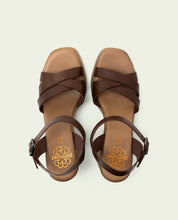 LEATHER HEEL SANDAL ISIS MOKA