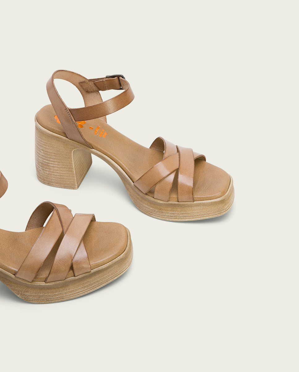 LEATHER HEEL SANDAL ISIS TAUPE