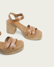 LEATHER HEEL SANDAL ISIS TAUPE