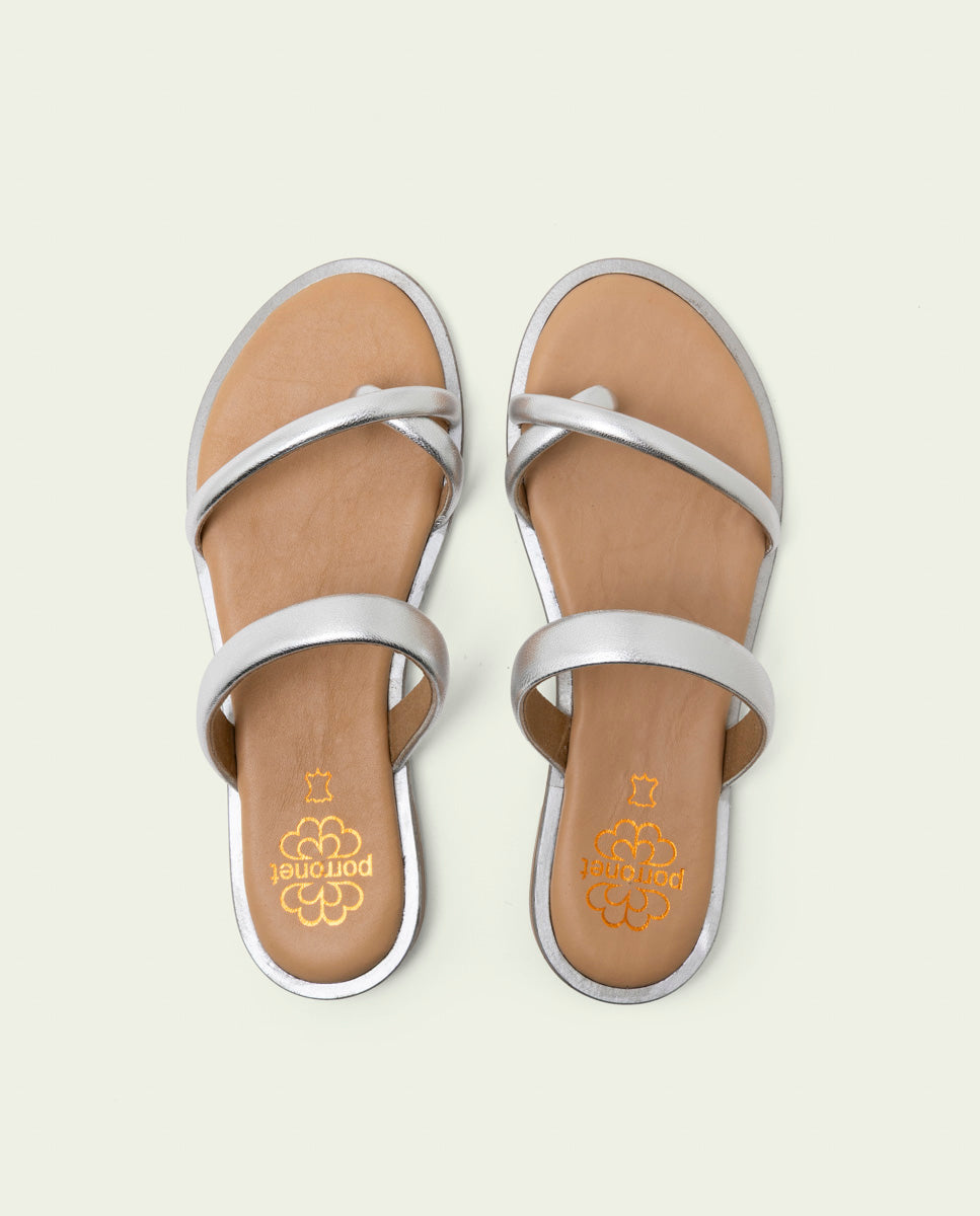 FLAT LEATHER SLAVE SANDALS CAMILA SILVER