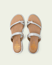 FLAT LEATHER SLAVE SANDALS CAMILA SILVER