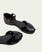 SANDALE PLATE EN CUIR NOIR ALBA