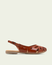 SANDALES PLATES EN CUIR ANDREA MOKA