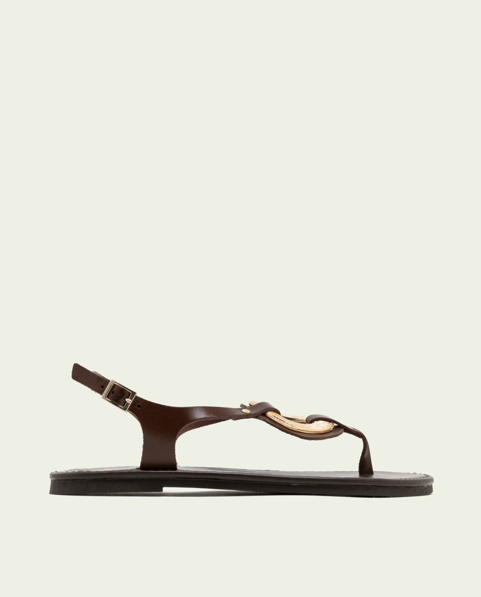 FLAT LEATHER SANDALS WITH ORNAMENT AURELIA MOCHA