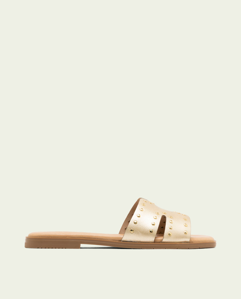FLAT LEATHER SANDALS WITH STUDS BECCA GOLD