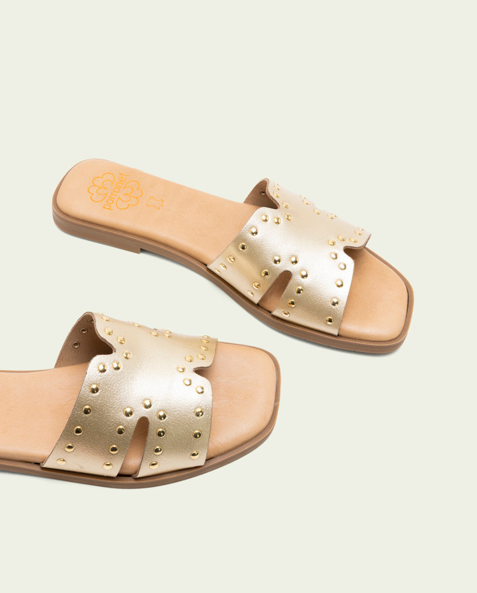 FLAT LEATHER SANDALS WITH STUDS BECCA GOLD