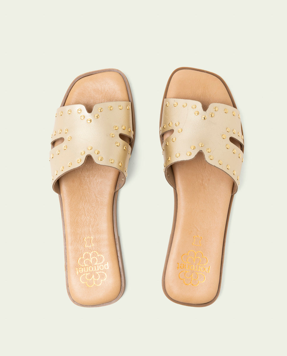 FLAT LEATHER SANDALS WITH STUDS BECCA GOLD