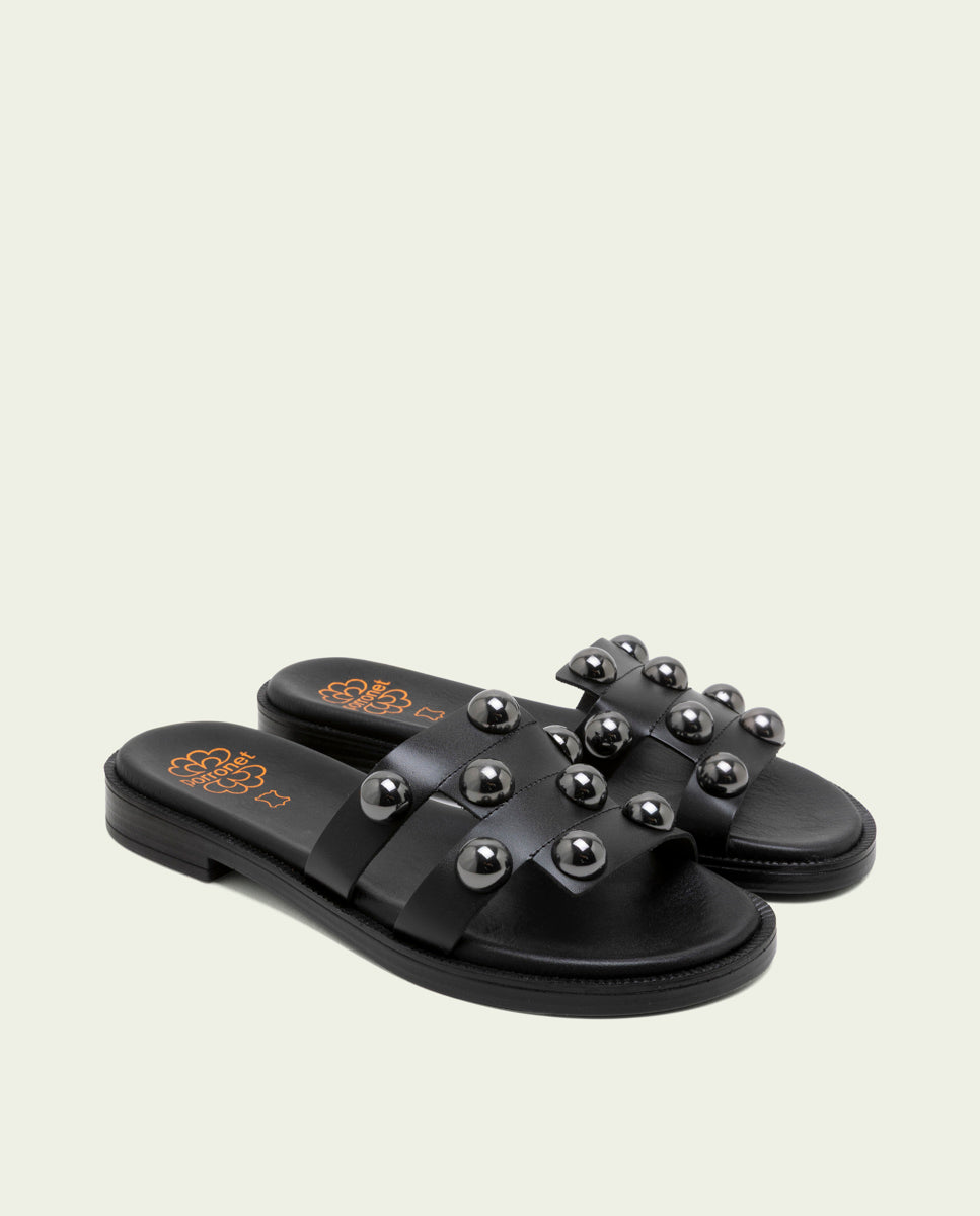 LEATHER SANDALS WITH OPEN HEELS AND STUDS CELIA BLACK