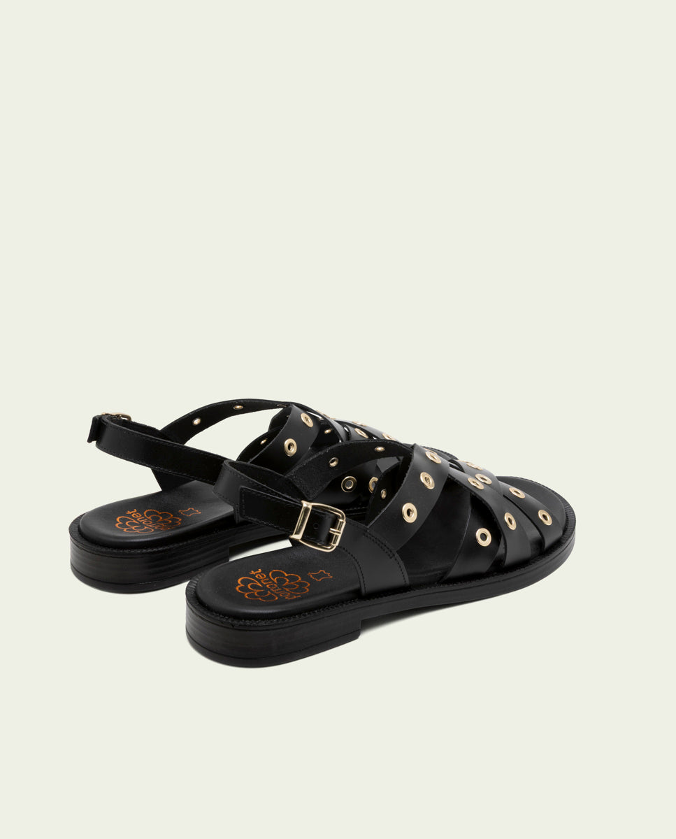 FLAT LEATHER SANDALS WITH STUDS CHLOE BLACK