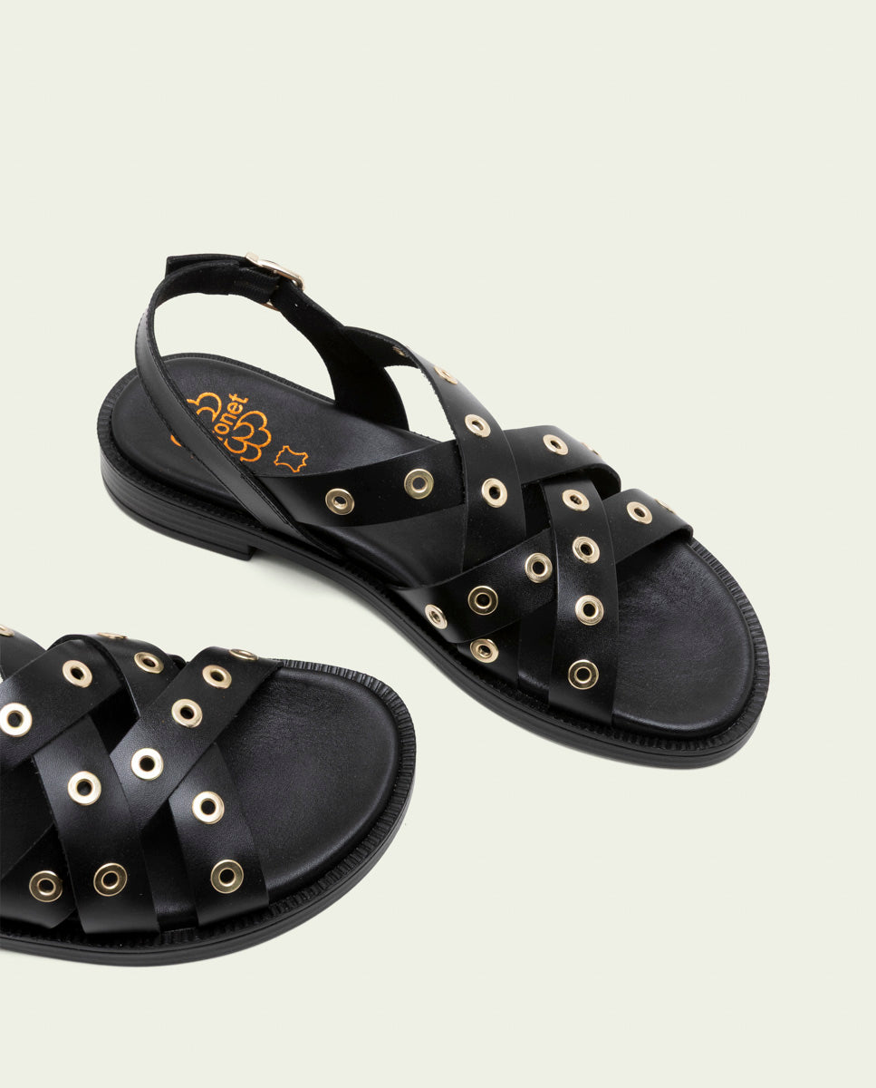 FLAT LEATHER SANDALS WITH STUDS CHLOE BLACK