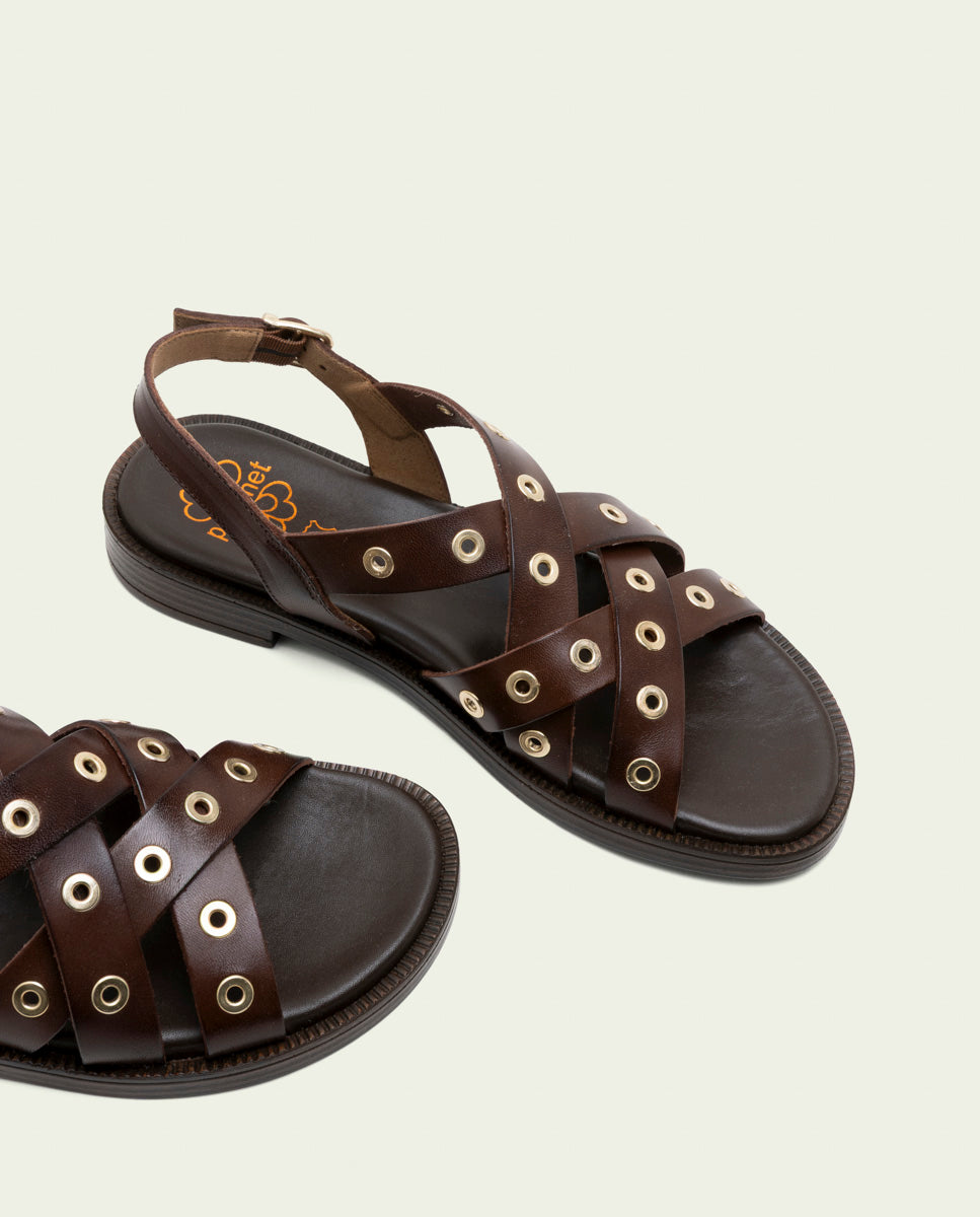 FLAT LEATHER SANDALS WITH STUDS CHLOE MOCHA