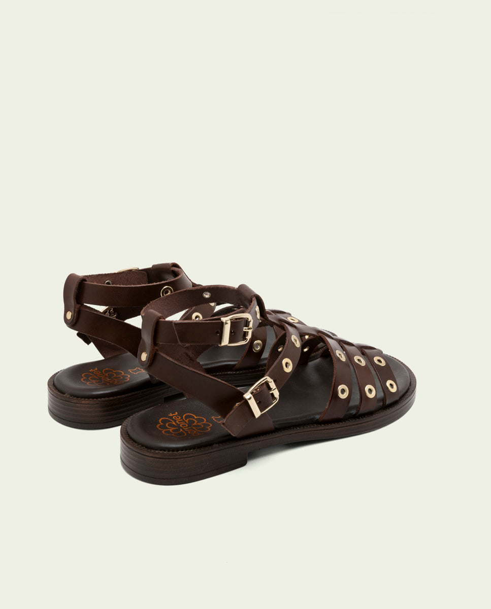 FLAT LEATHER SANDALS WITH STUDS CHLOE MOCHA