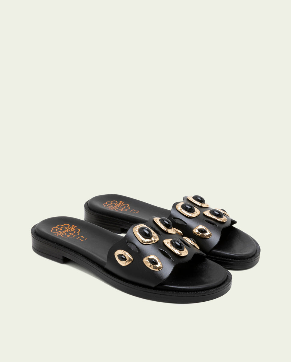 FLAT LEATHER SANDALS WITH CLEAR RHINESTONES BLACK