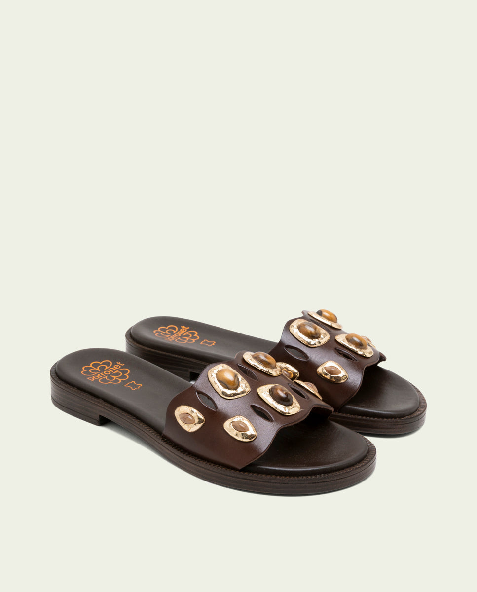 FLAT LEATHER SANDALS WITH CLEAR STRAPS MOCHA