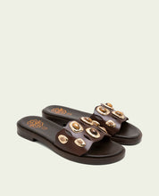 FLAT LEATHER SANDALS WITH CLEAR STRAPS MOCHA