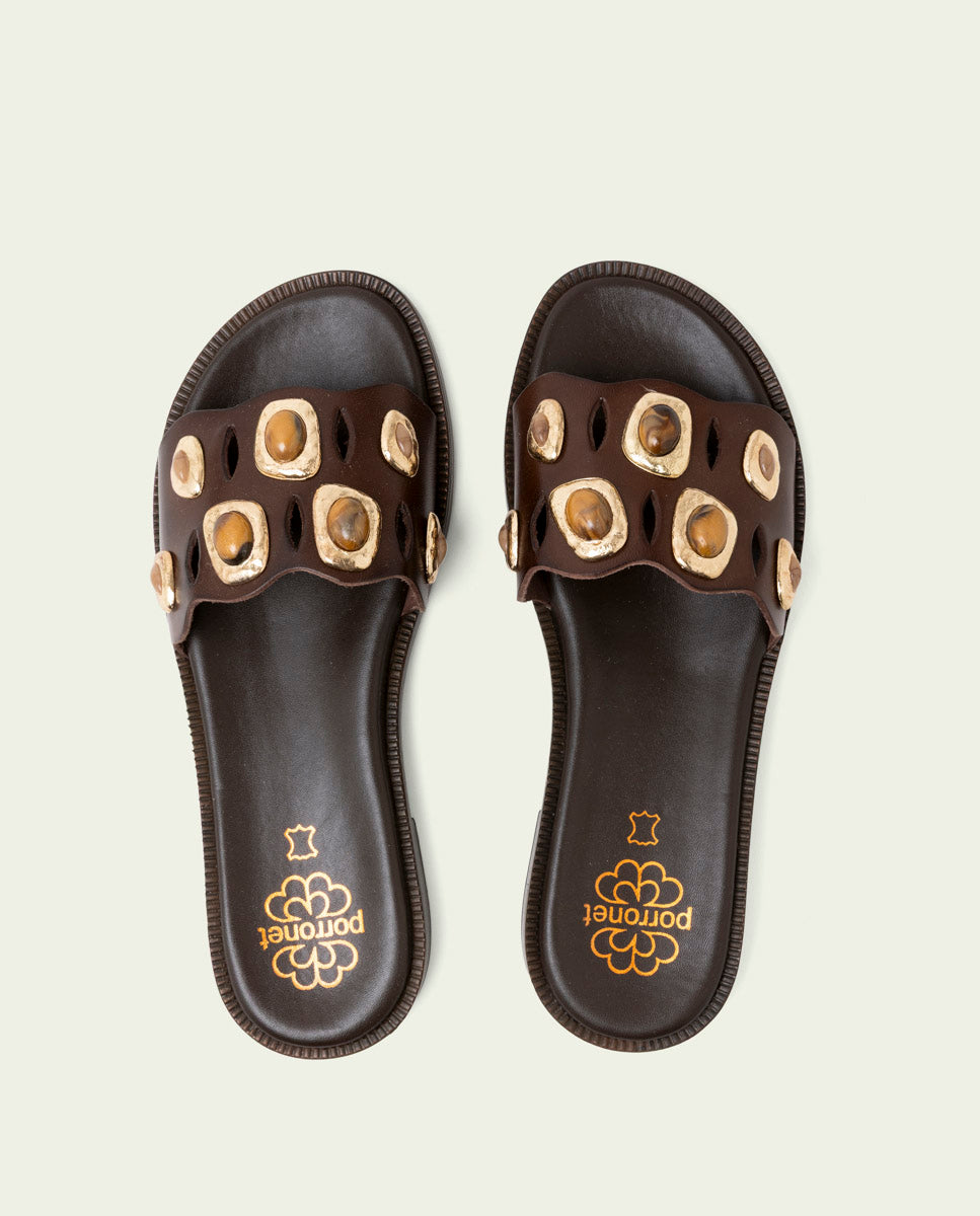 FLAT LEATHER SANDALS WITH CLEAR STRAPS MOCHA