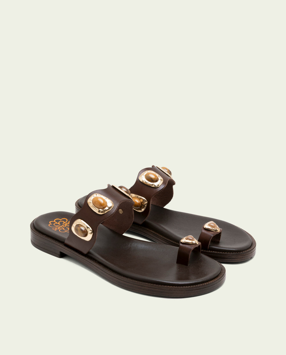 FLAT LEATHER SANDALS WITH CLEAR STRAPS MOCHA