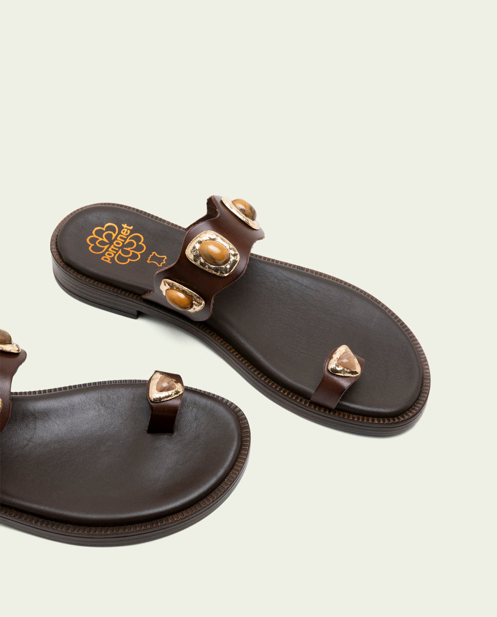 FLAT LEATHER SANDALS WITH CLEAR STRAPS MOCHA