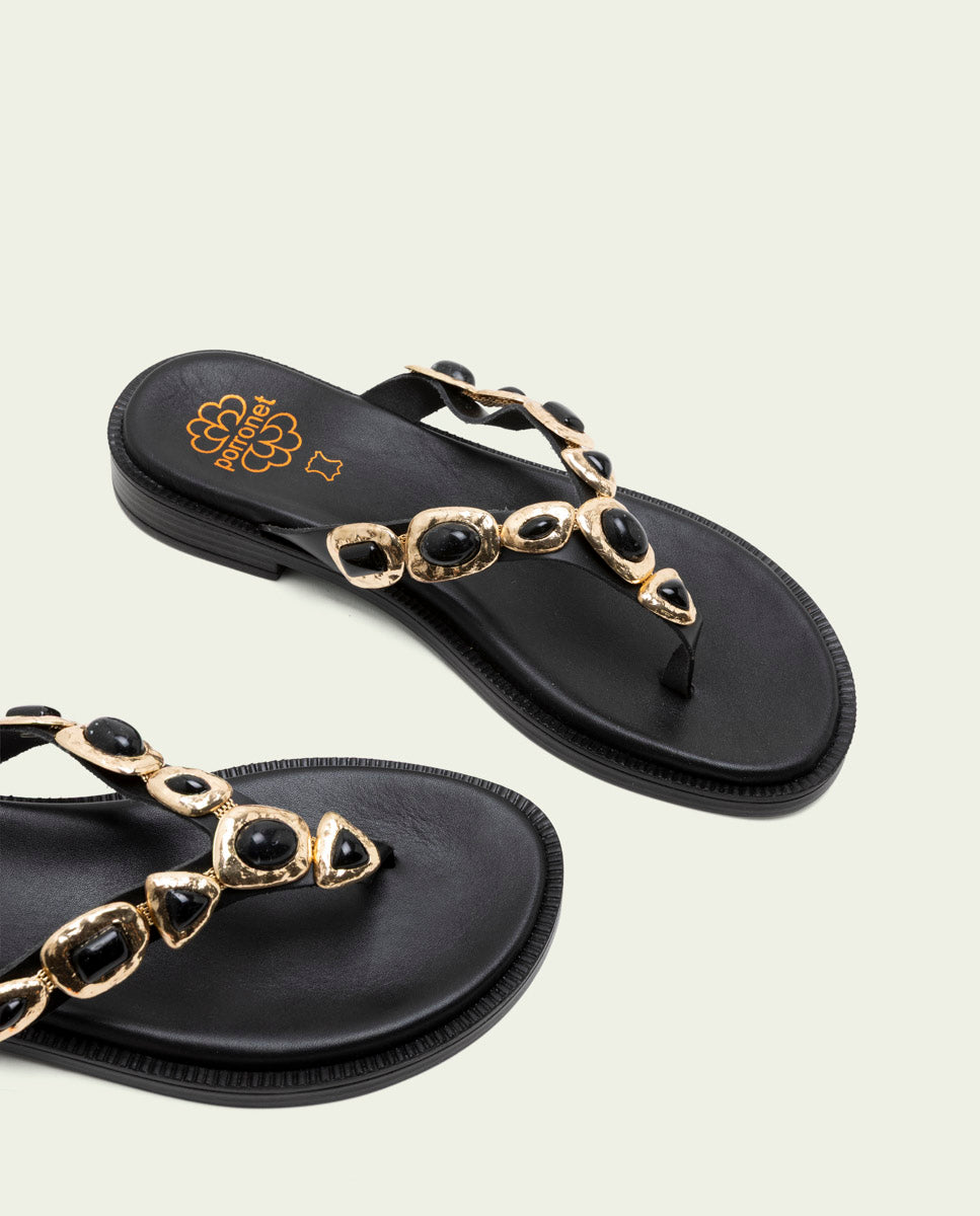 SANDALES PLATES EN CUIR ESCLAVA AVEC STRASS CARMEN NOIR