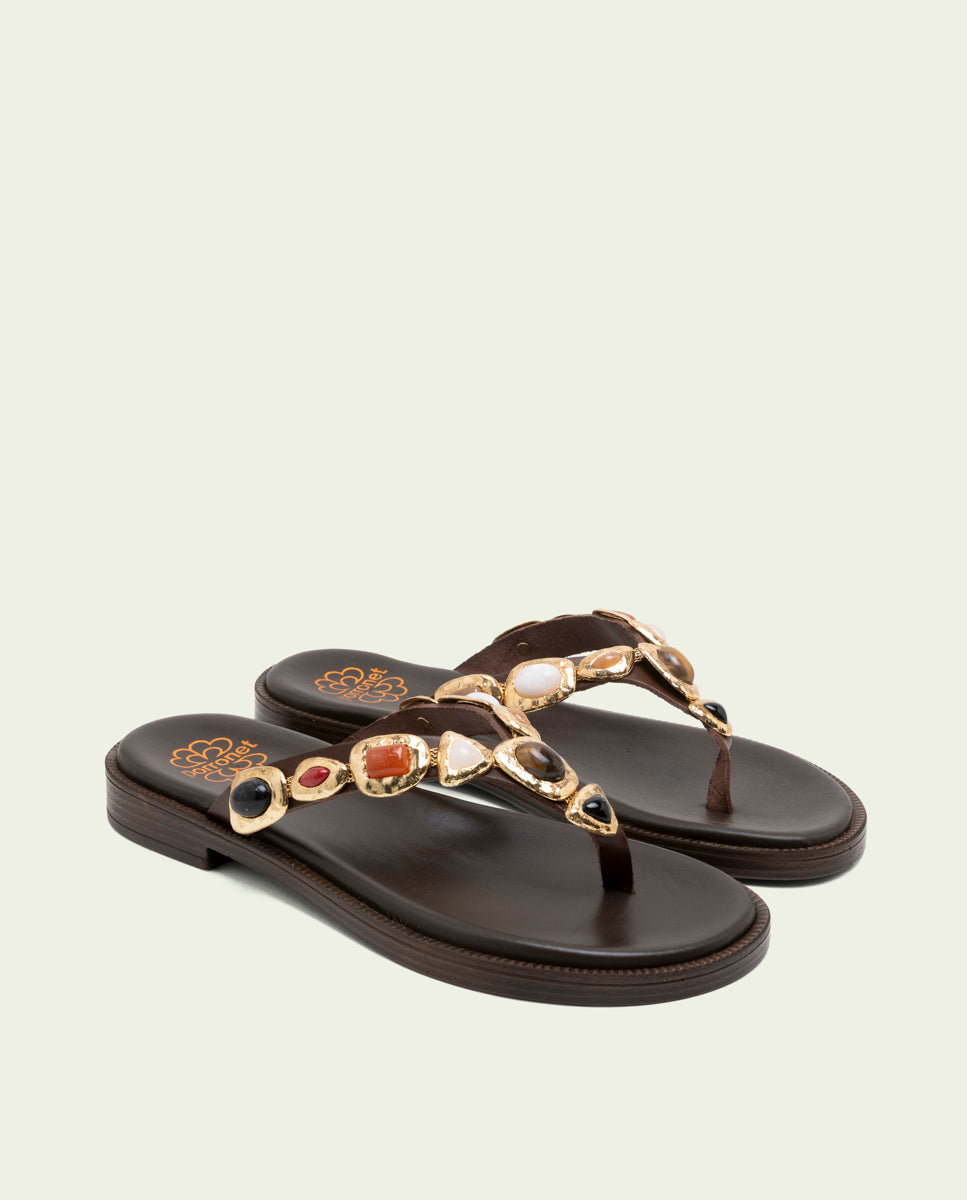 SANDALES PLATES EN CUIR AVEC STRASS CARMEN MOKA