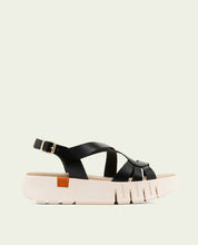 DÉBORA BLACK WEDGE HEEL LEATHER SANDALS