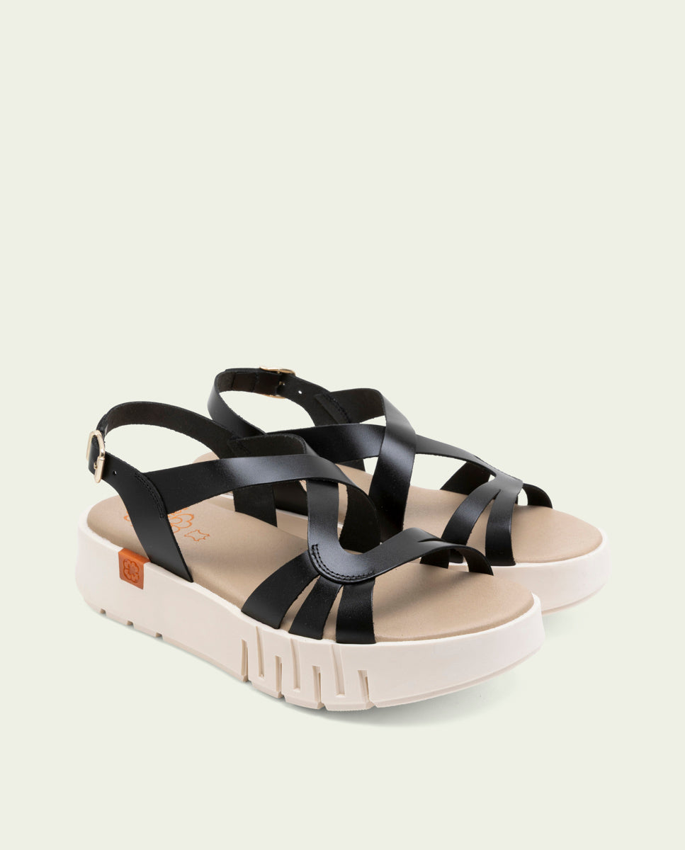 DÉBORA BLACK WEDGE HEEL LEATHER SANDALS
