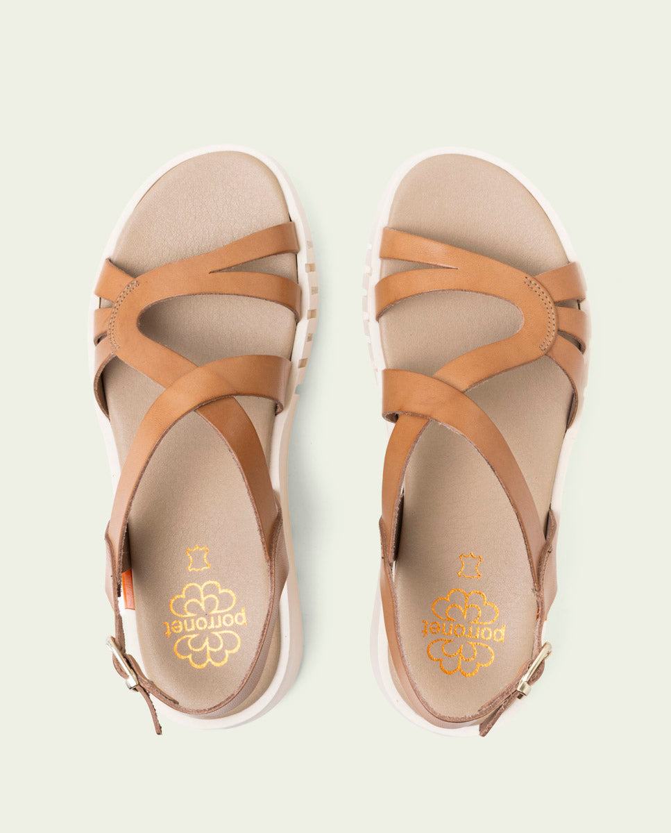 DÉBORA TAUPE WEDGE HEEL LEATHER SANDALS