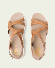 DÉBORA TAUPE WEDGE HEEL LEATHER SANDALS