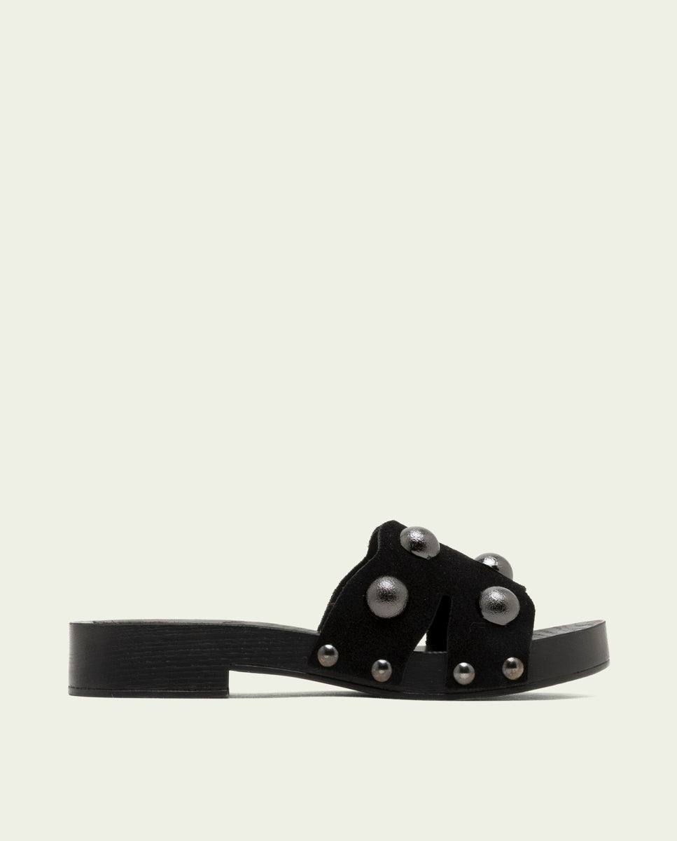 GIANNA BLACK LEATHER HEEL SANDAL WITH STUDS