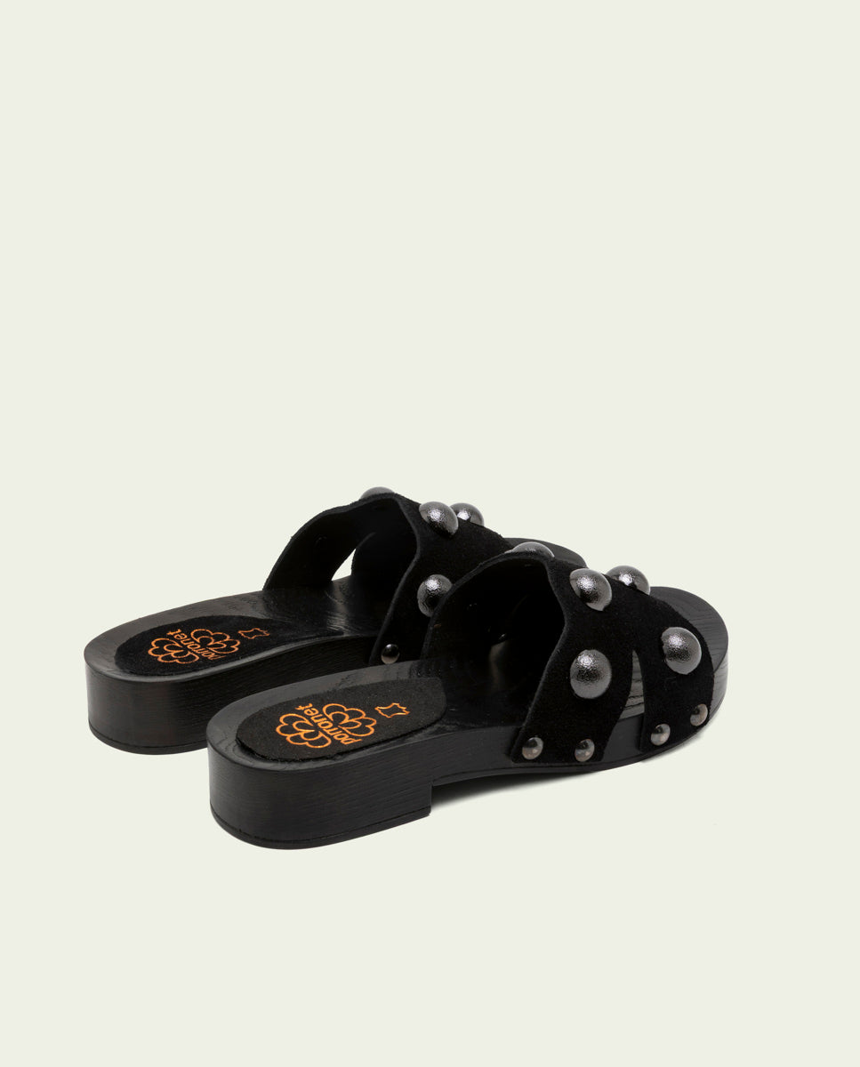 GIANNA BLACK LEATHER HEEL SANDAL WITH STUDS