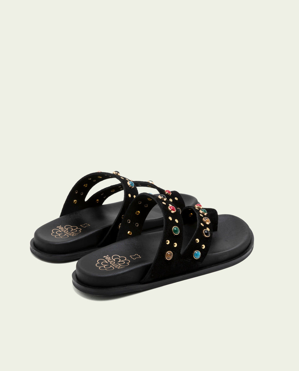 SANDALES PLATES EN CUIR CLOUS HANNAH NOIR
