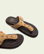 SANDALE PLATE EN CUIR ESCLAVE HARPER CAMEL