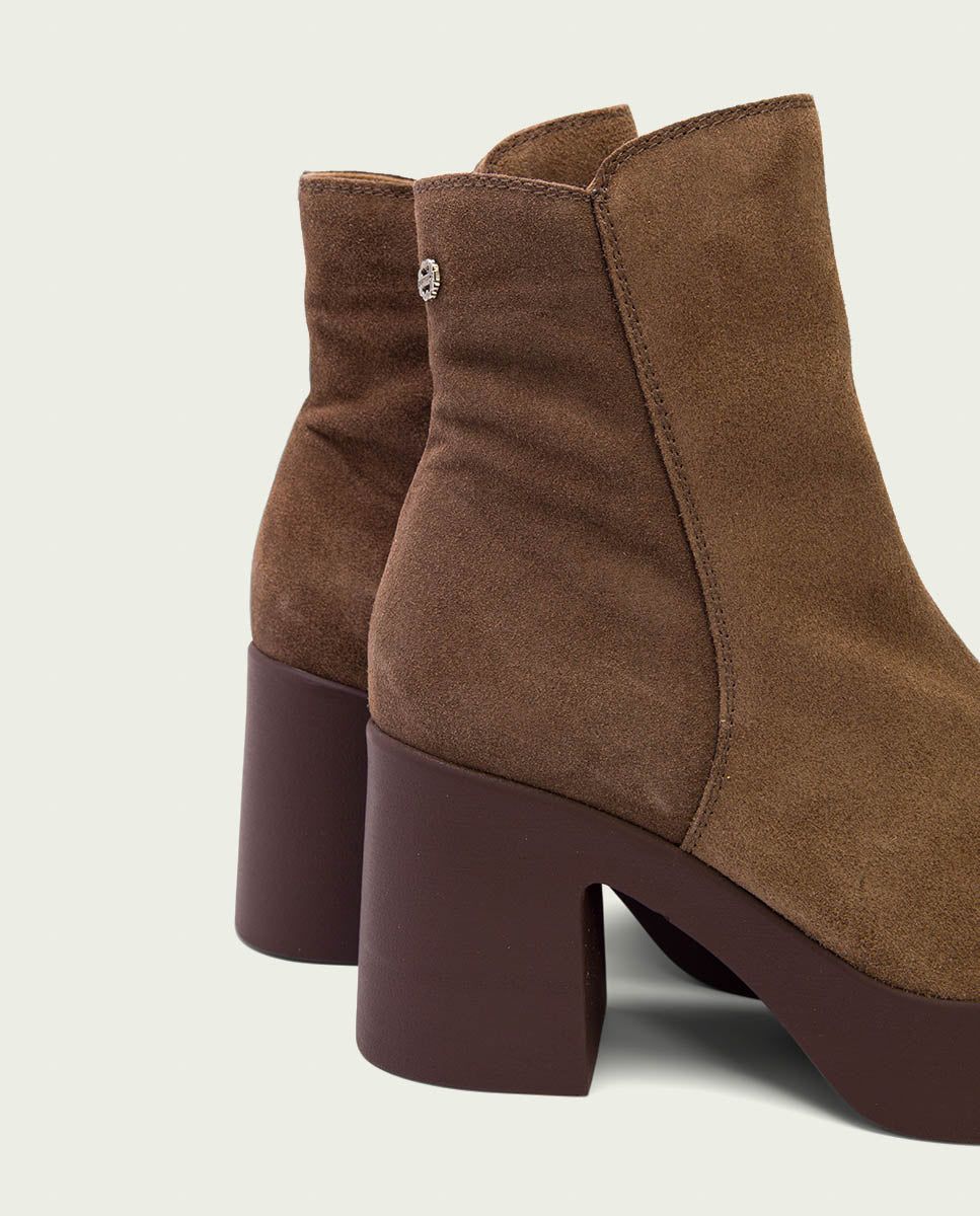 MOKA ZIPPERED HEEL ANKLE BOOTS LETA