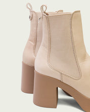 TAUPE HEEL ANKLE BOOTS WITH ELASTICS LAURA