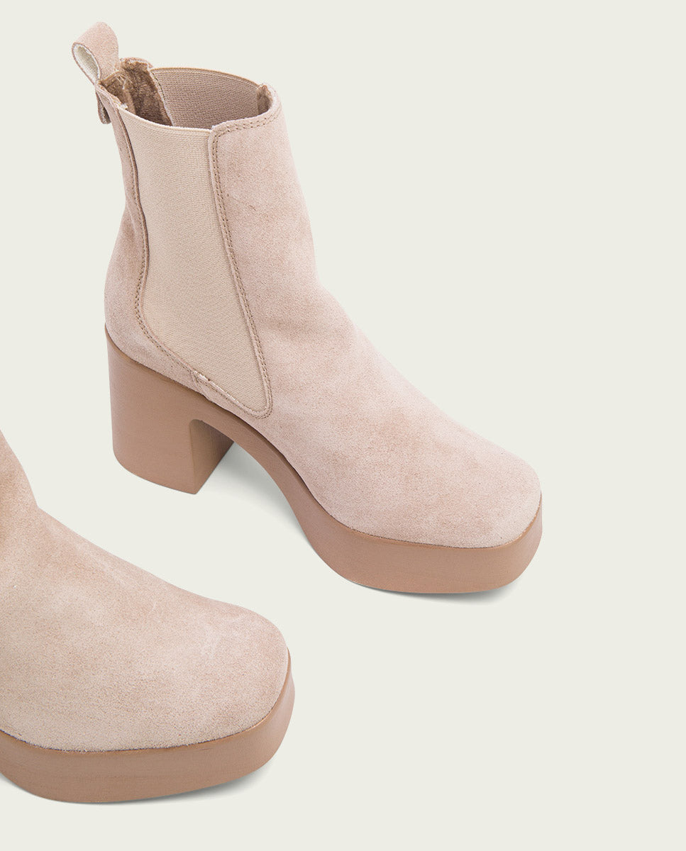 SAND HEEL ANKLE BOOTS WITH ELASTICS LENA