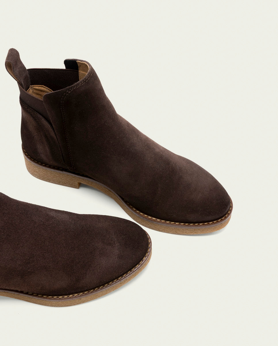ISABEL MOKA LEATHER ANKLE BOOTS WITH ELASTIC PANELS