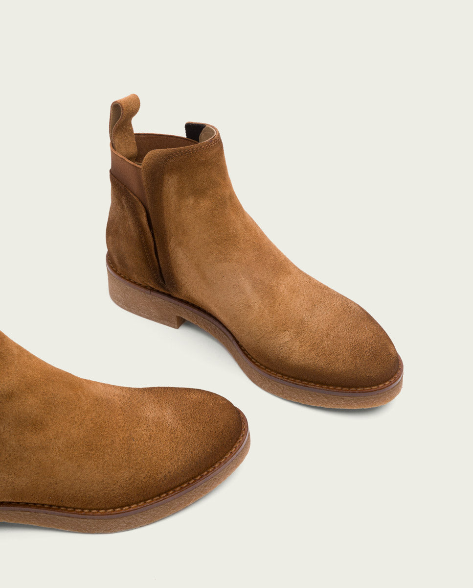 ISABEL LEATHER-COLORED ANKLE BOOTS WITH ELASTIC PANELS