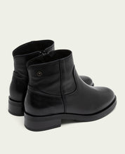 JIMENA BLACK LEATHER ANKLE BOOTS WITH ZIPPER