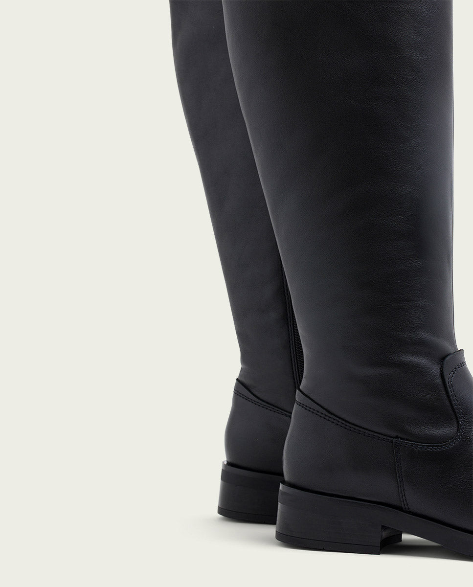 Black leather knee-high boots with zipper Jana