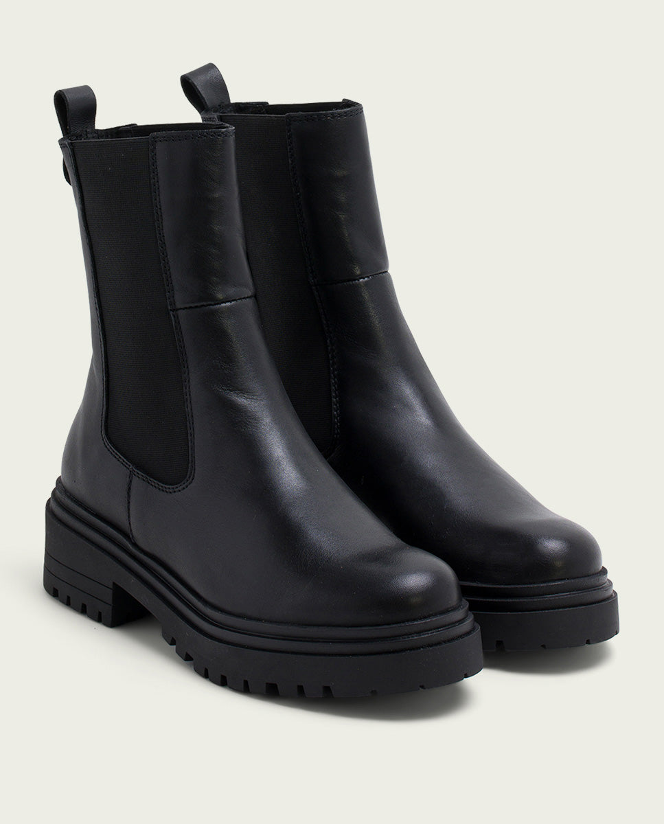 Black leather ankle boots with elastic panels Katia