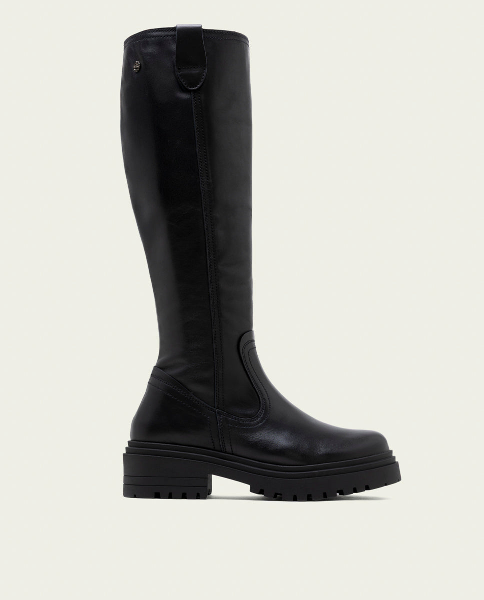 Black leather ankle boots with zipper Kim