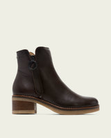 Moka leather ankle boots with lightning Lucía
