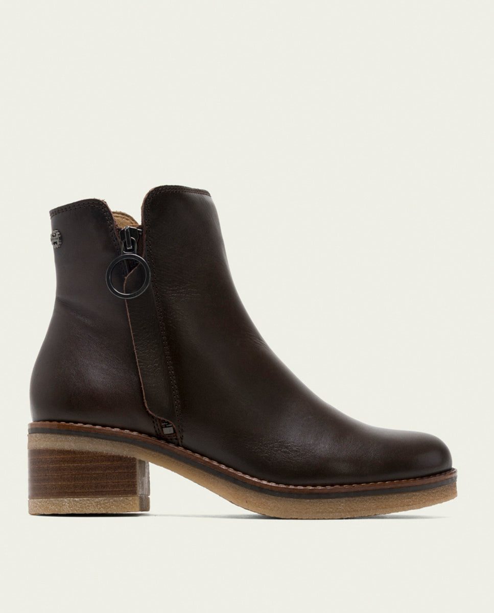 BOTTINES EN CUIR AVEC ÉCLAIR LUCÍA MOKA