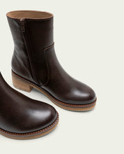 MOCHA LOLA LEATHER ANKLE BOOTS WITH ZIPPER