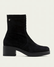 BLACK LIDIA LEATHER ANKLE BOOTS WITH ZIPPER