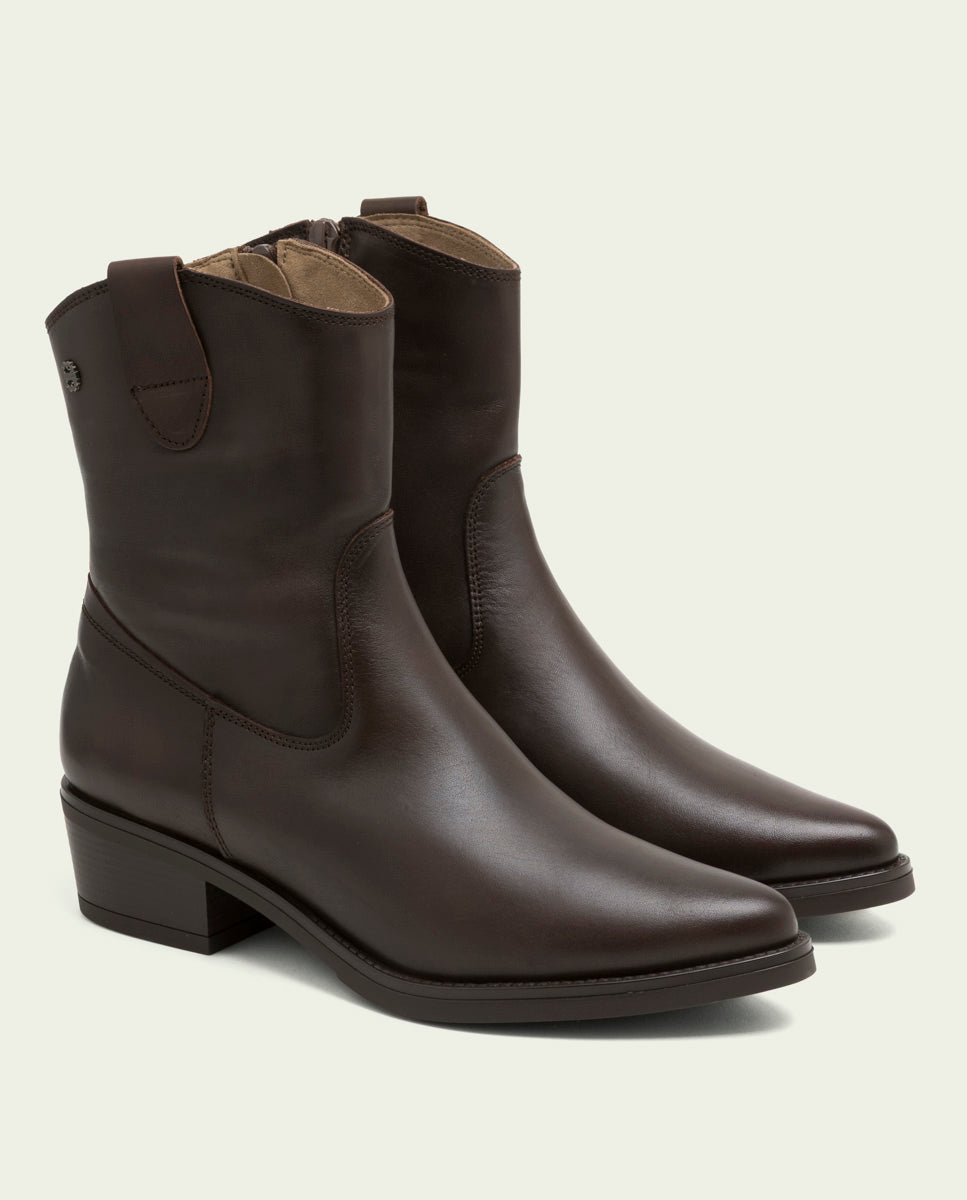 MARTA MOCHA LEATHER ANKLE BOOTS WITH ZIP