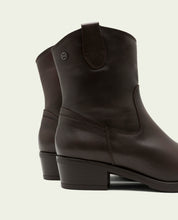 MARTA MOCHA LEATHER ANKLE BOOTS WITH ZIP