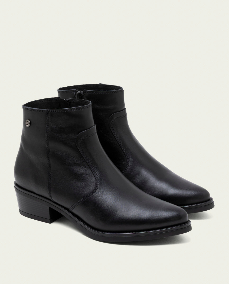 BLACK MIREIA LEATHER ANKLE BOOTS WITH ZIPPER